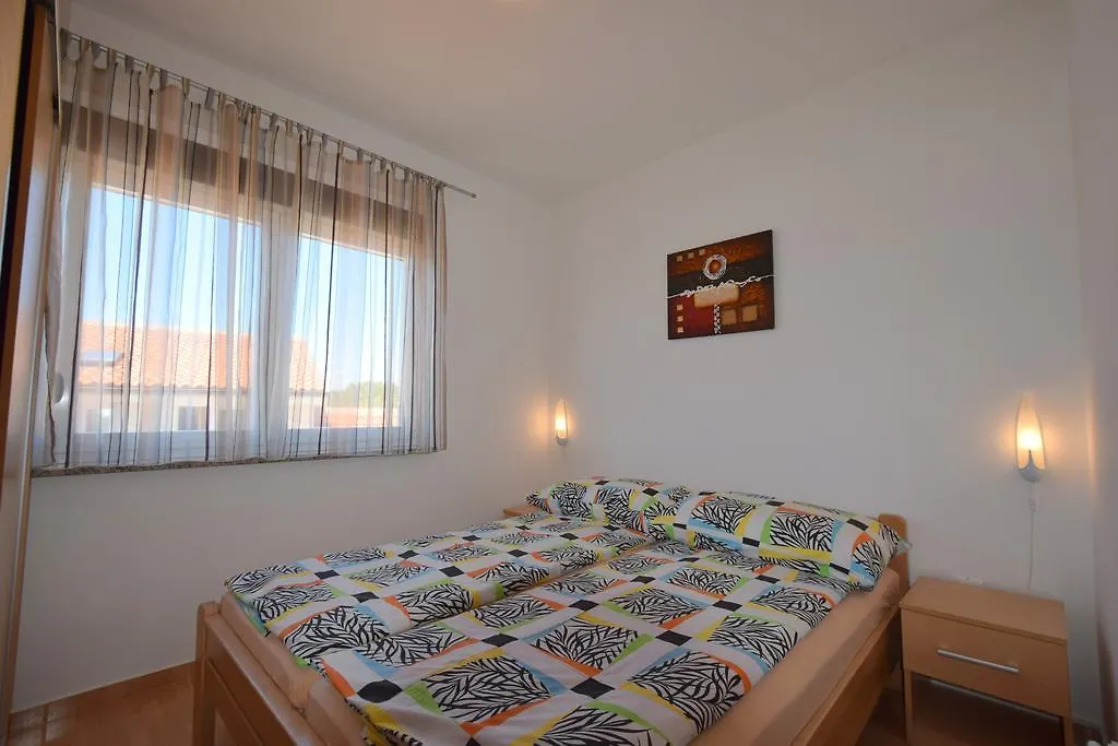 Apartment Jela Malinska