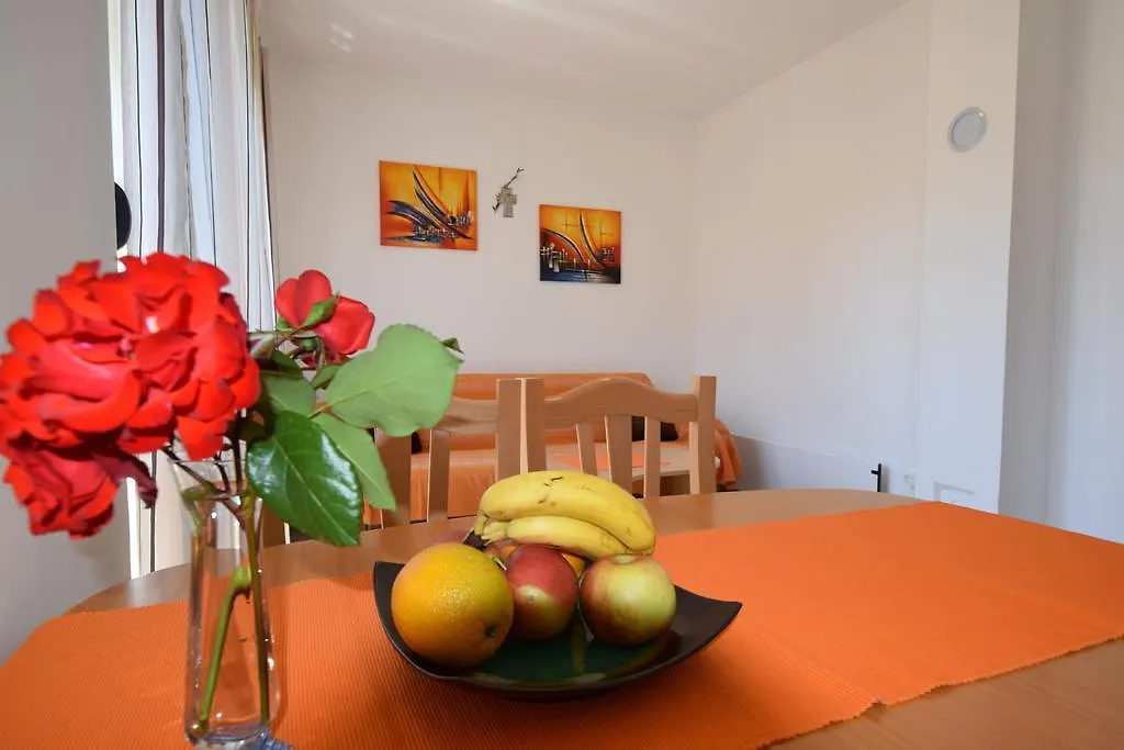 Apartment Jela Malinska Croatia