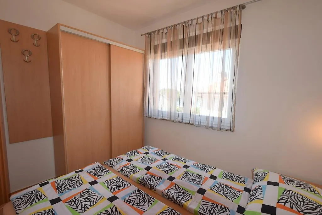 Apartment Jela Malinska