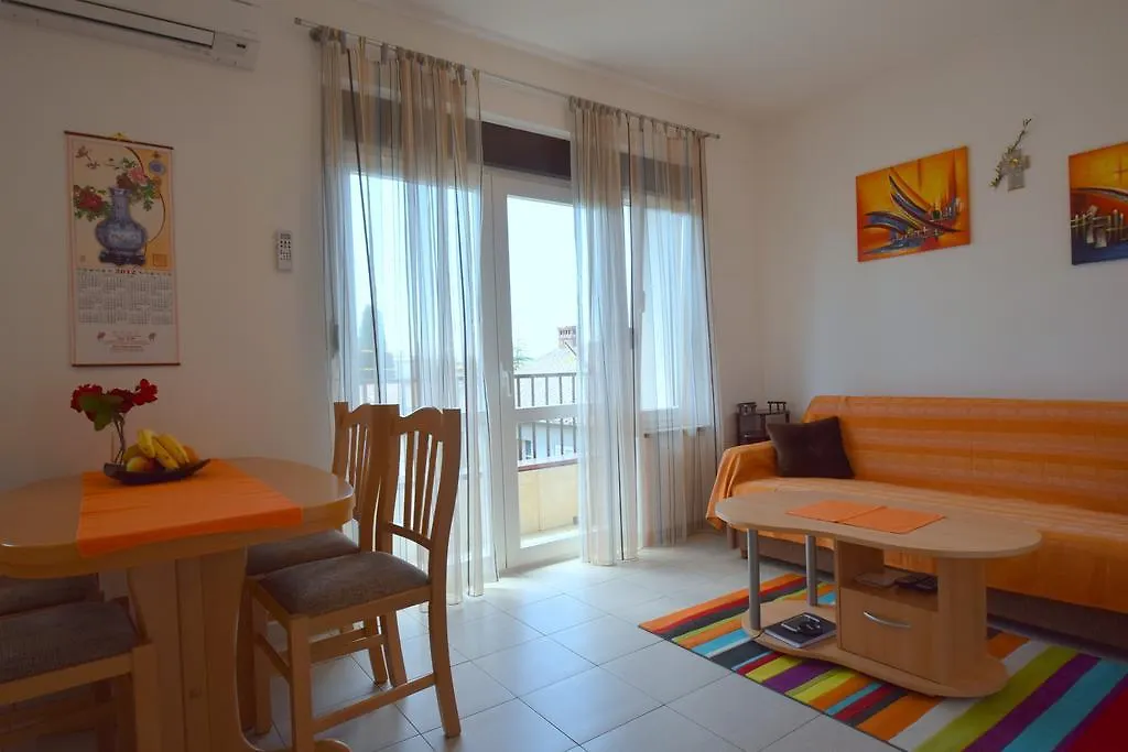 Apartment Jela Malinska