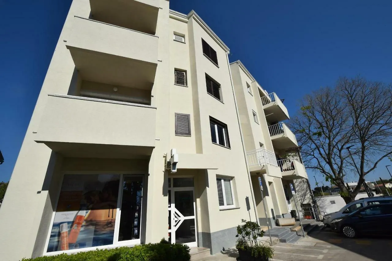 Apartment Jela Malinska